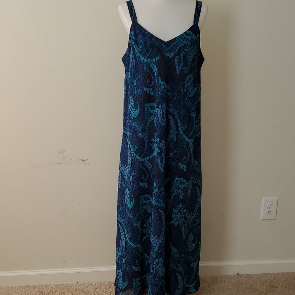 Design & Co blue and black print maxi dress